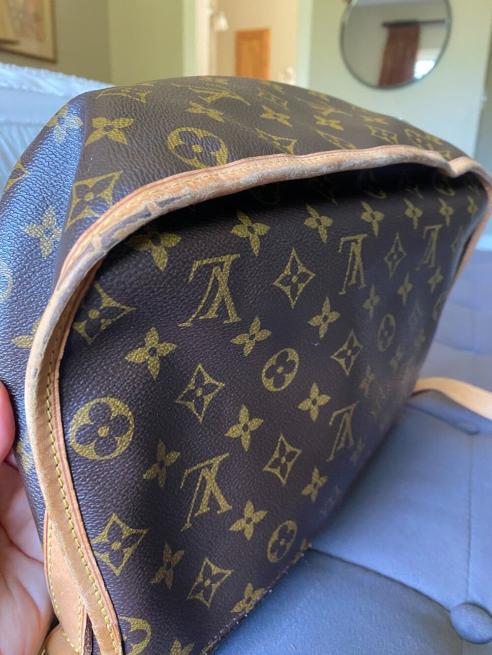 Louis Vuitton Menilmontant MM Shoulder Bag - Picture 7 of 11